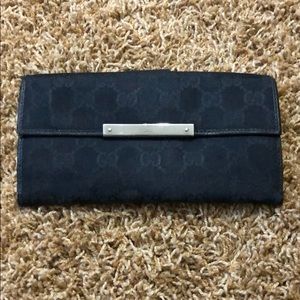 Authentic Gucci GG Black Canvas Continental Wallet